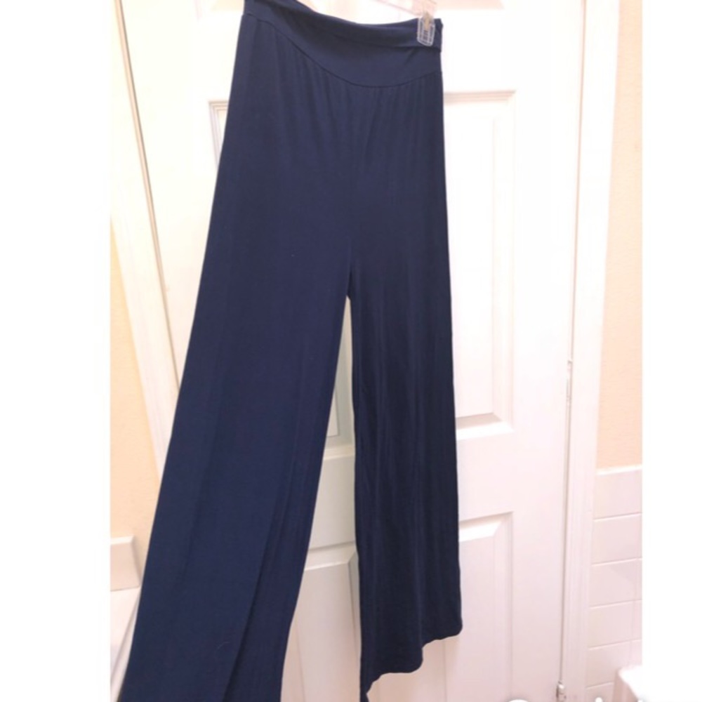 Navy blue wide legged pants